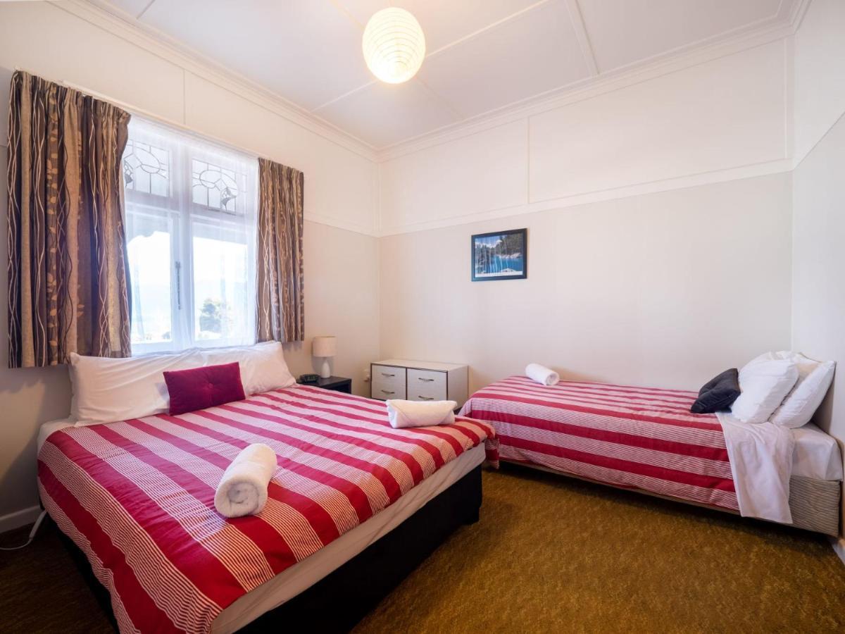 Hotel Lake Brunner Греймут Экстерьер фото